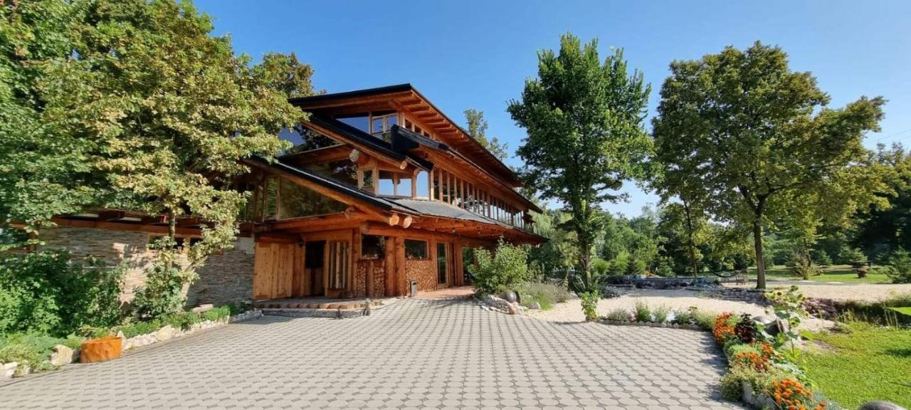 Guest House Mala Prica Zivinice ภายนอก รูปภาพ
