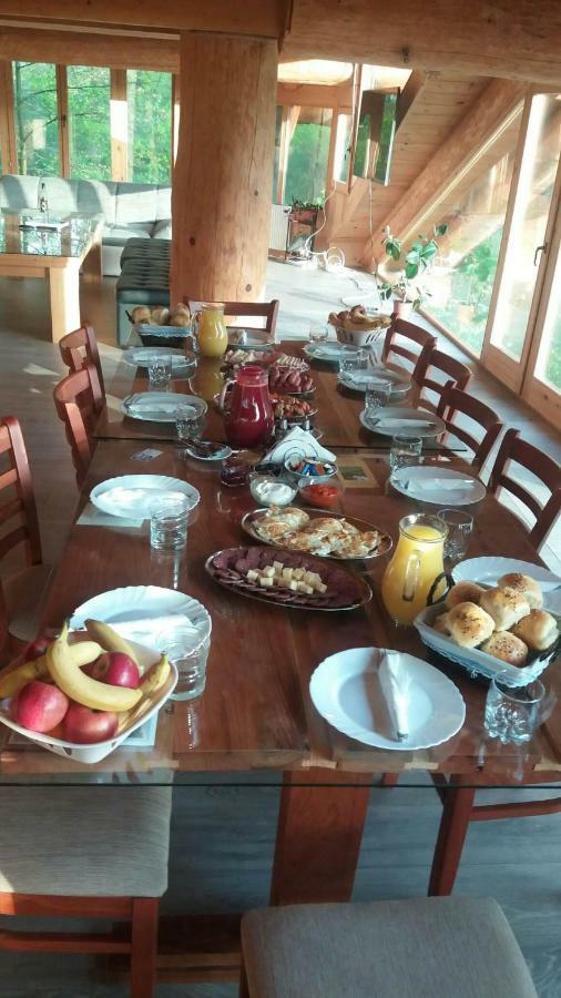 Guest House Mala Prica Zivinice ภายนอก รูปภาพ